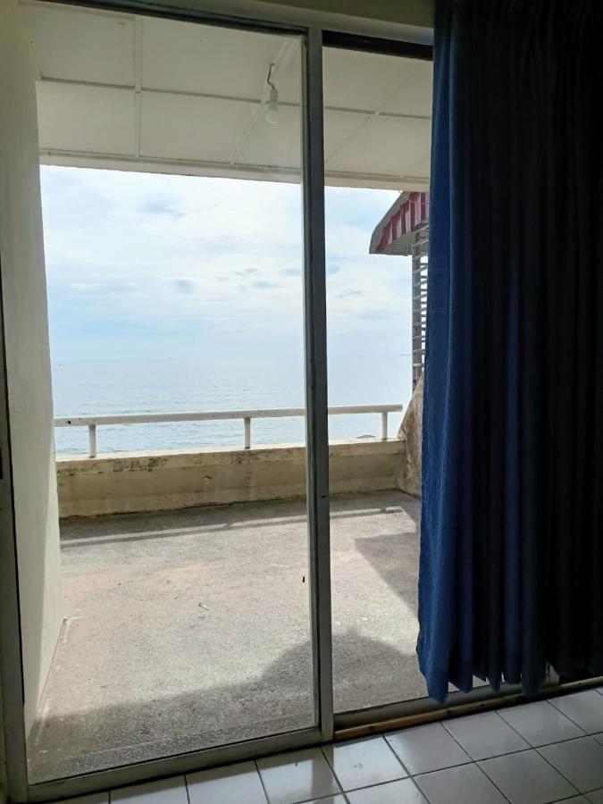 Port Dickson Seaview Homestay Екстер'єр фото